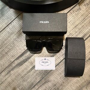 Prada Glasses Black Milano’s